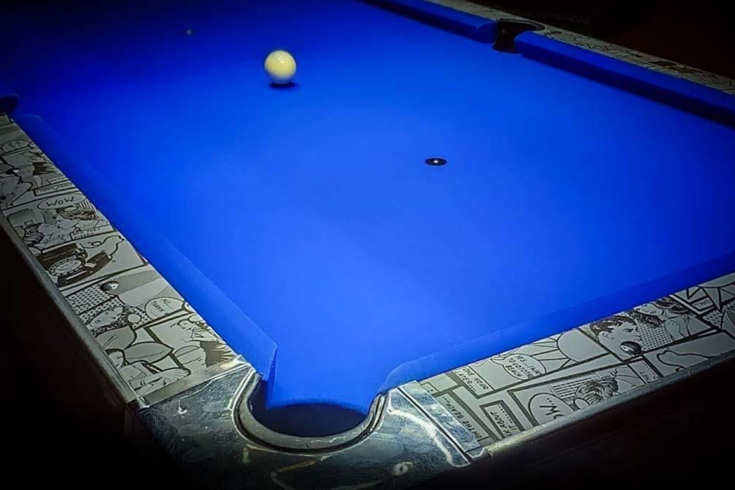 Billard mit neuer Farbe